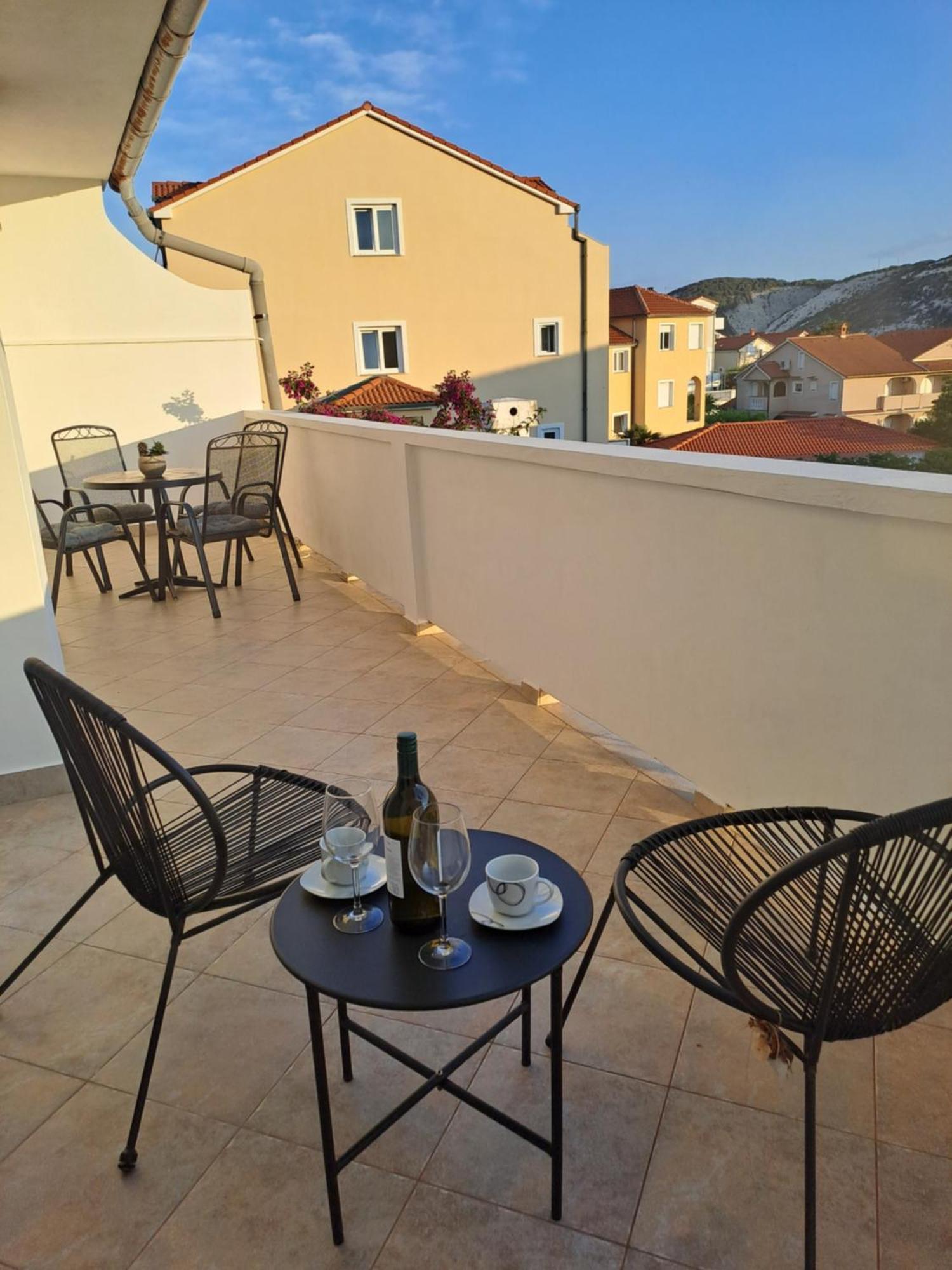Apartmani Visnja Lopar Esterno foto